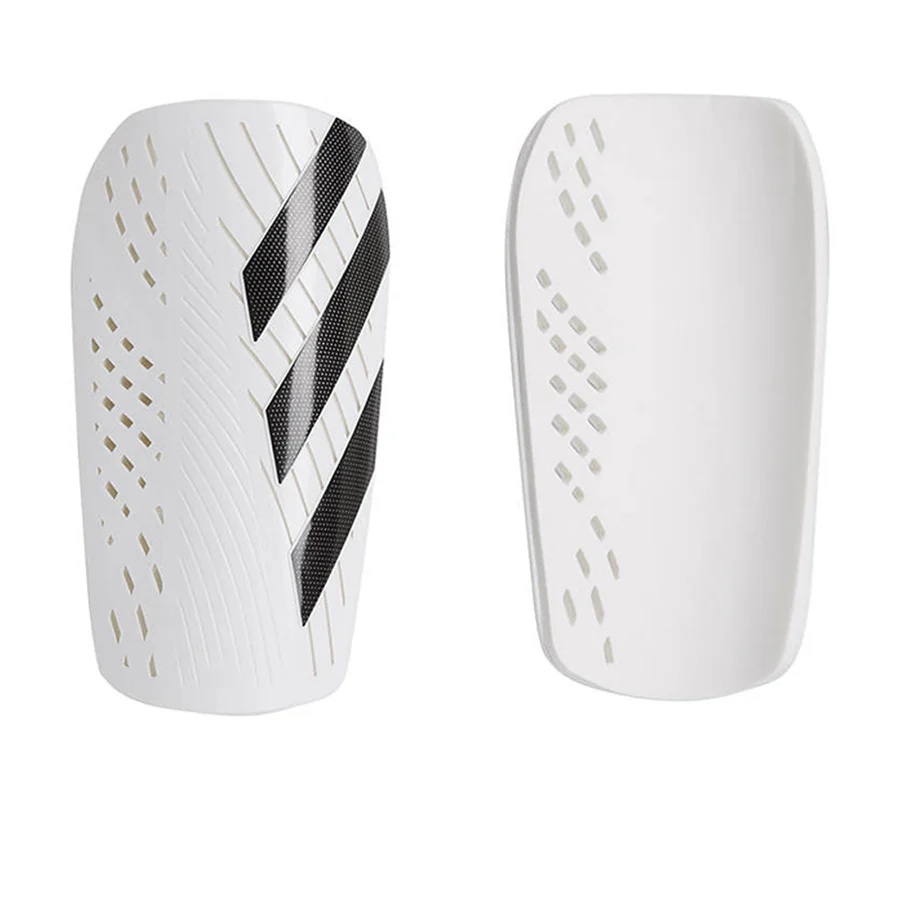 ADIDAS Tiro Club สนับแข้งฟุตบอลผู้ชาย